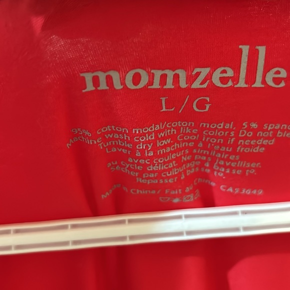 New momzelle top size large - Picture 2 of 4